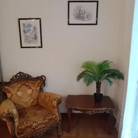 Colli Bed & Breakfast *