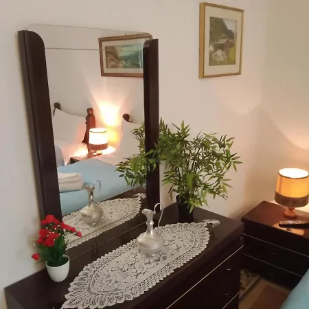 Colli Oda ve Kahvaltı Bolonya